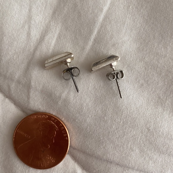 🫟5 FOR $25🫟 Bar Post Earrings - Picture 2 of 3